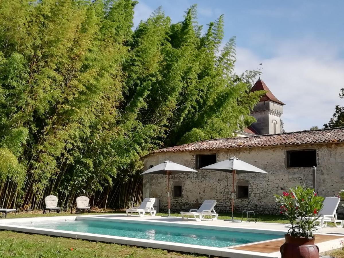 Chateau Des Salles Saint-Fort-sur-Gironde Экстерьер фото